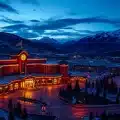 Monarch Casino : un analyste vise 147 $ et évoque une acquisition imminente